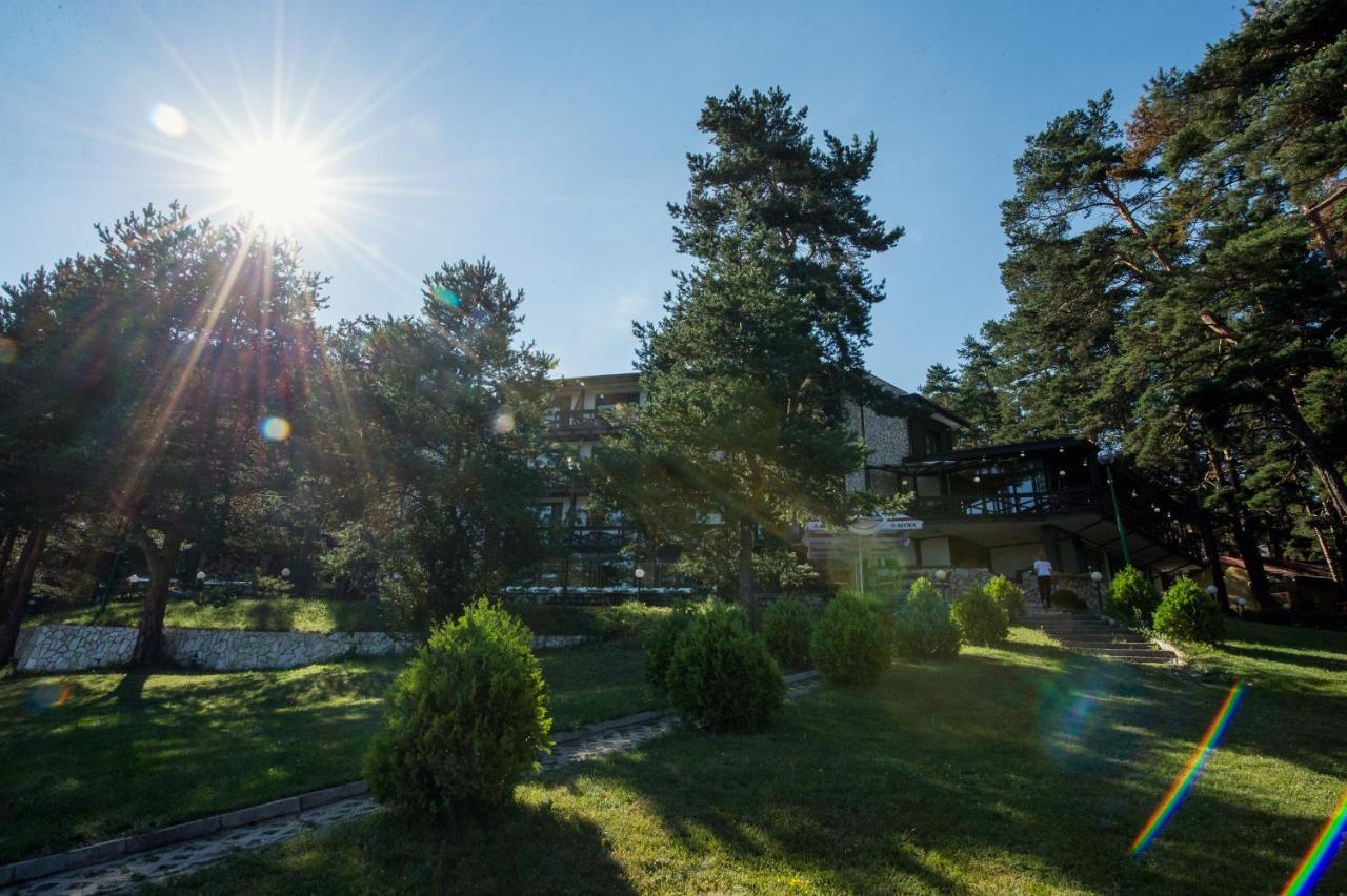 Family Hotel Hebar Batak Eksteriør bilde