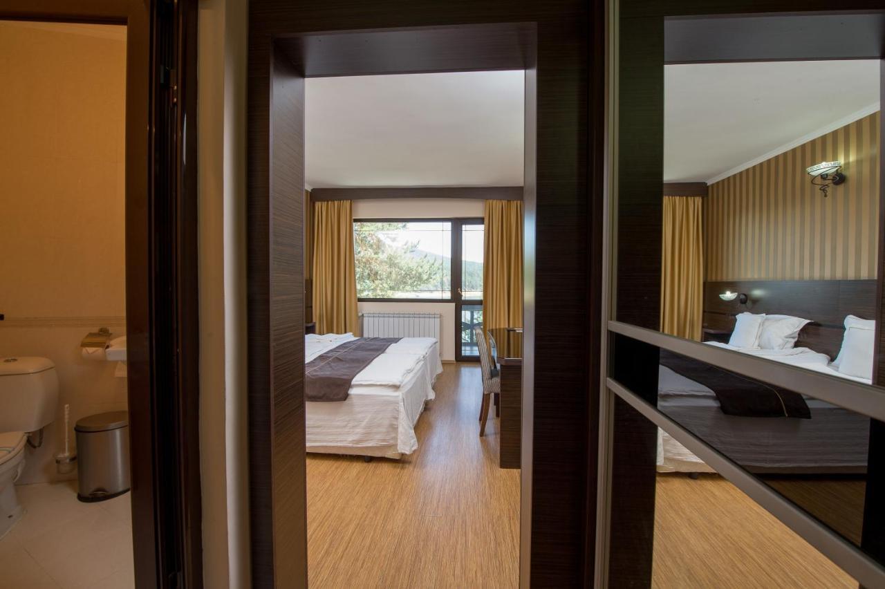 Family Hotel Hebar Batak Eksteriør bilde
