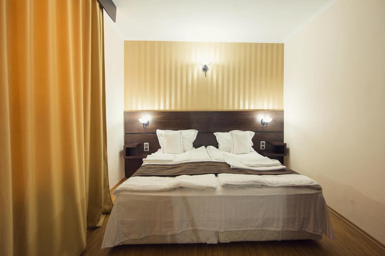 Family Hotel Hebar Batak Eksteriør bilde