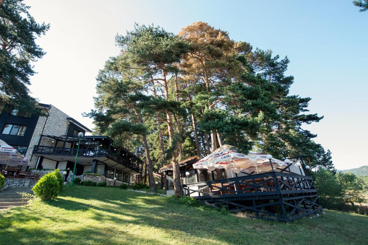 Family Hotel Hebar Batak Eksteriør bilde