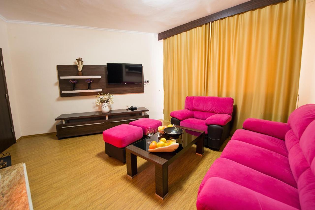Family Hotel Hebar Batak Eksteriør bilde
