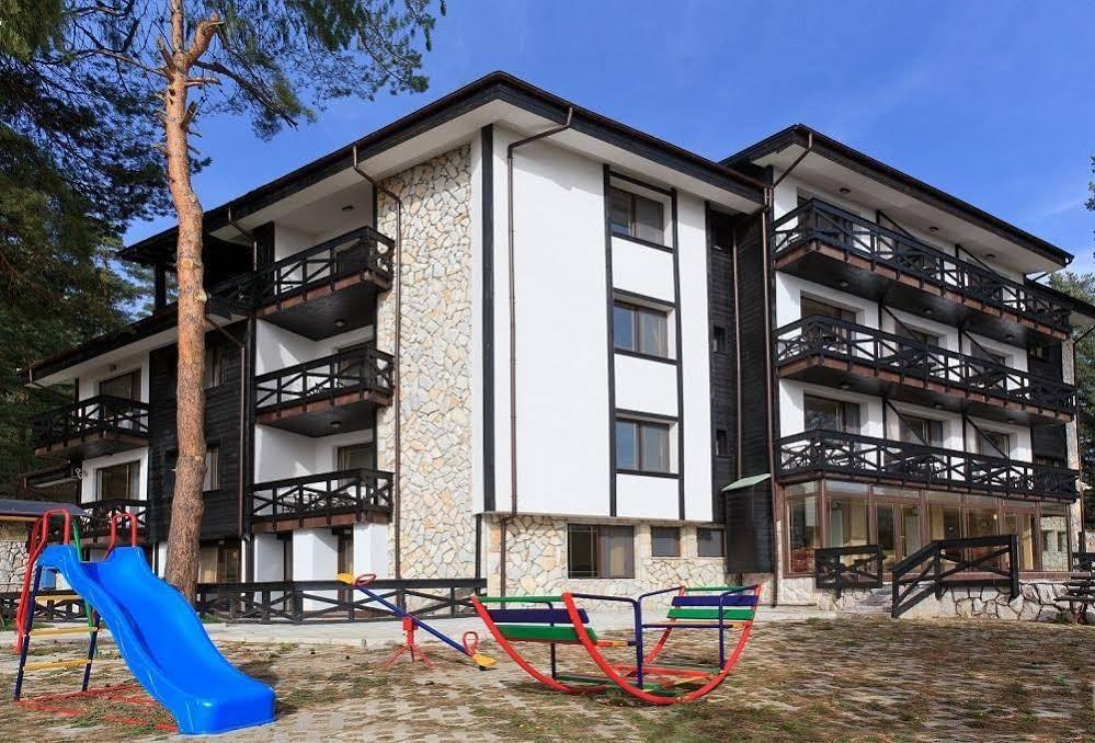 Family Hotel Hebar Batak Eksteriør bilde